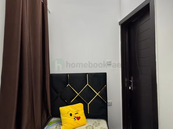 Bed Space & Partition in Discovery Gardens