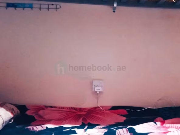 Bed Space & Partition in Al Murar