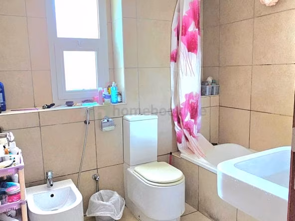 Bed Space & Partition in Al Satwa