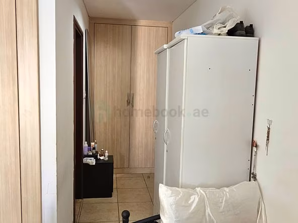 Bed Space & Partition in Al Satwa