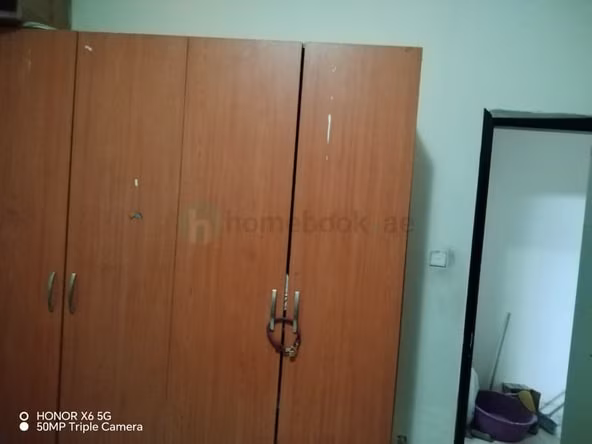 Bed Space & Partition in Dubai Investment Park (DIP)