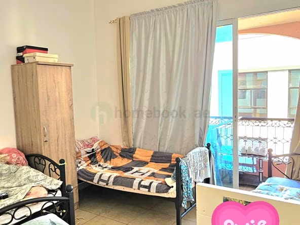 Bed Space & Partition in Al Satwa