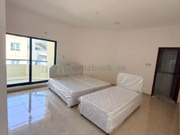 Bed Space & Partition in Oud Metha