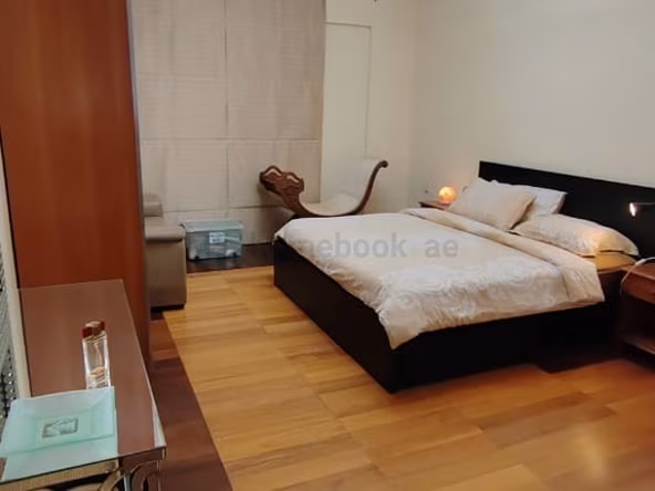 Room for Rent in Al Muraqqabat