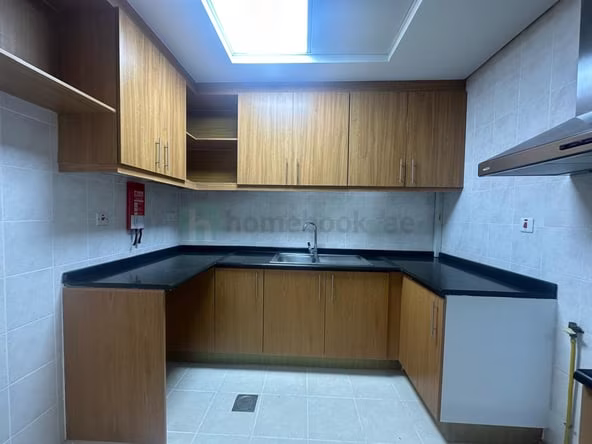 Bed Space & Partition in Discovery Gardens