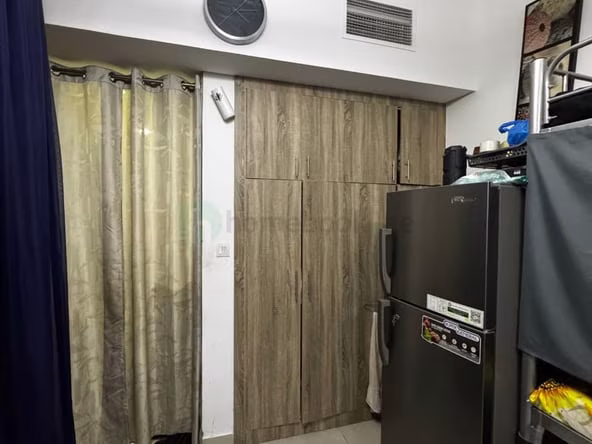 Bed Space & Partition in Al Satwa