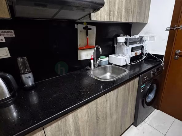 Bed Space & Partition in Al Satwa