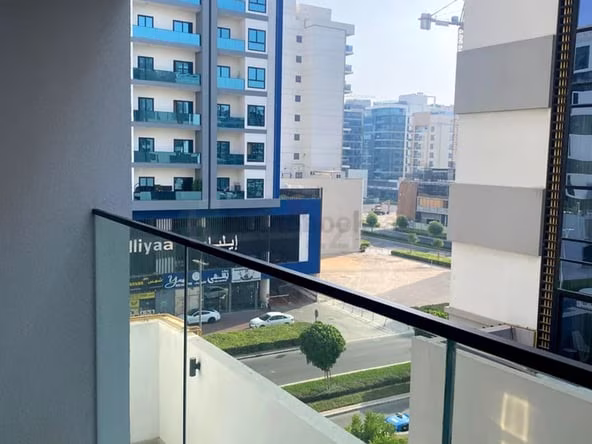 Bed Space & Partition in Al Satwa