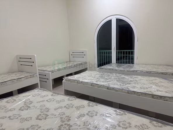 Bed Space & Partition in Discovery Gardens