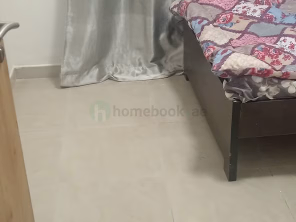 Room for Rent in Al Muraqqabat