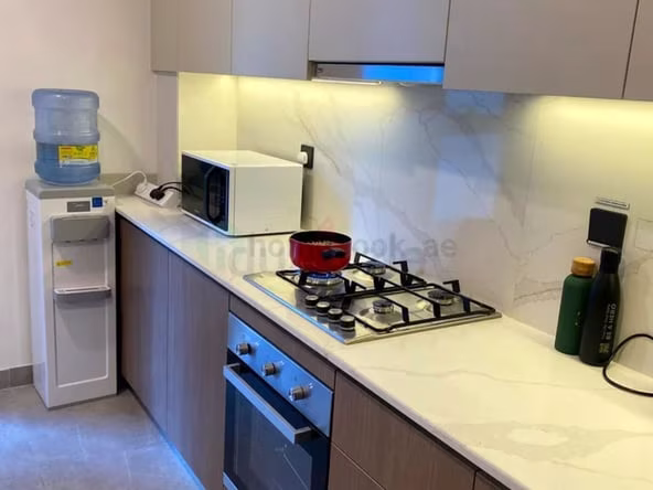 Bed Space & Partition in Al Satwa