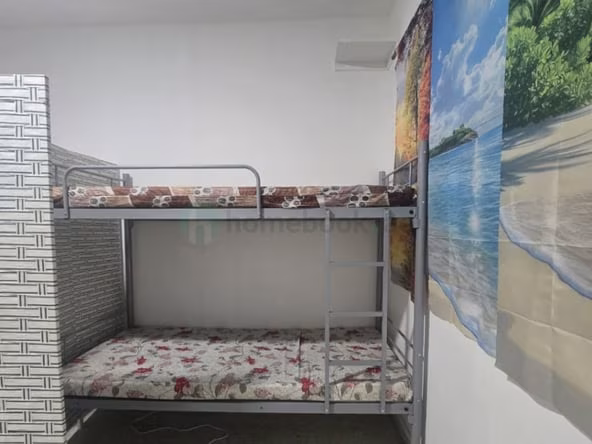 Bed Space & Partition in Al Rigga