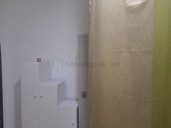 Bed Space & Partition in Al Rigga