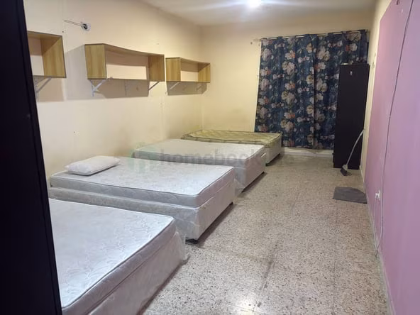 Bed Space & Partition in Al Rigga