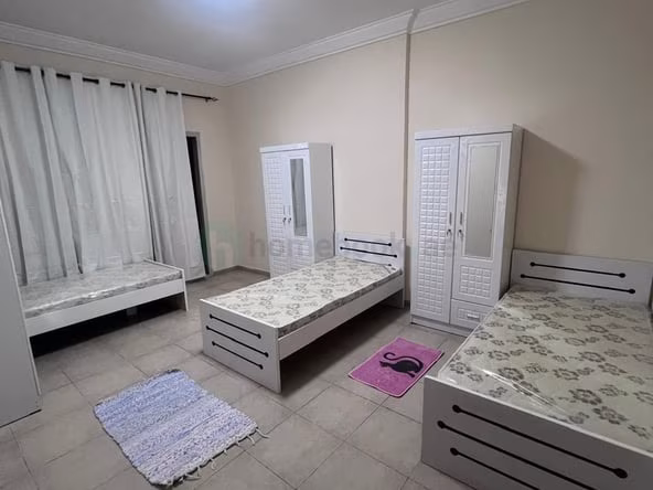 Bed Space & Partition in Sharjah