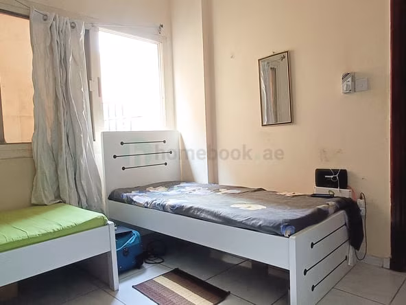 Bed Space & Partition in Bur Dubai