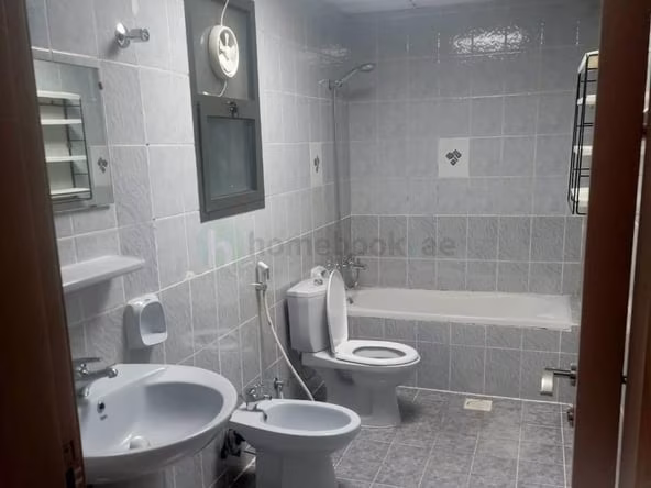Bed Space & Partition in Oud Metha