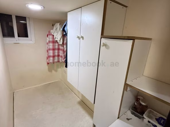 Bed Space & Partition in Al Karama