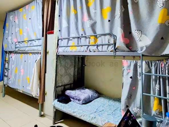 Bed Space & Partition in Al Muteena