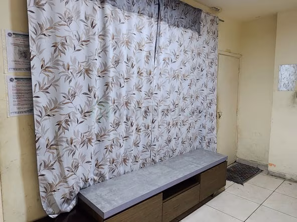 Bed Space & Partition in Al Muteena