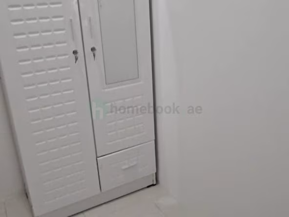 Bed Space & Partition in Sharjah