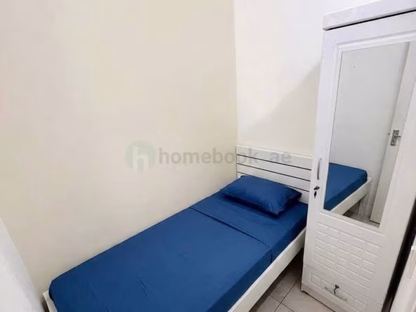 Bed Space & Partition in Discovery Gardens