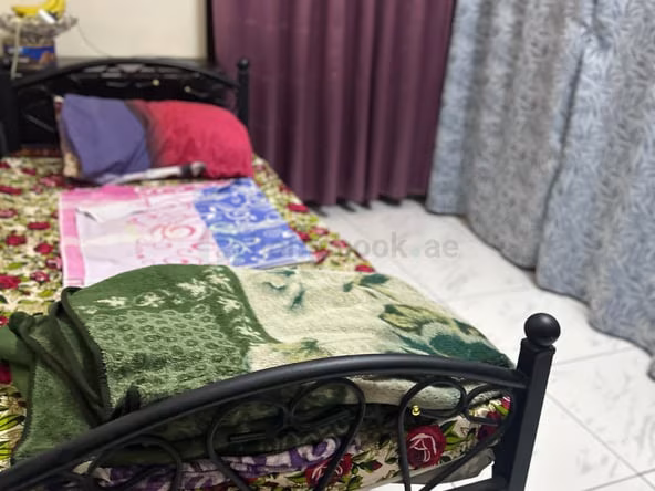 Bed Space & Partition in Al Qusais