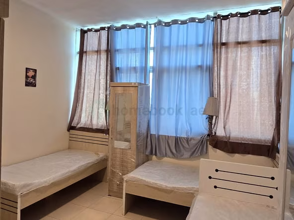 Bed Space & Partition in Sharjah