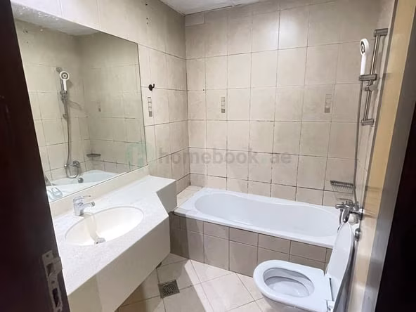 Couple Room for Rent in Dubai