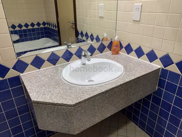 Room for Rent in Al Raffa