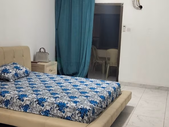 Couple Room for Rent in Dubai