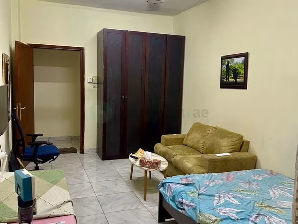 Couple Room for Rent in Dubai
