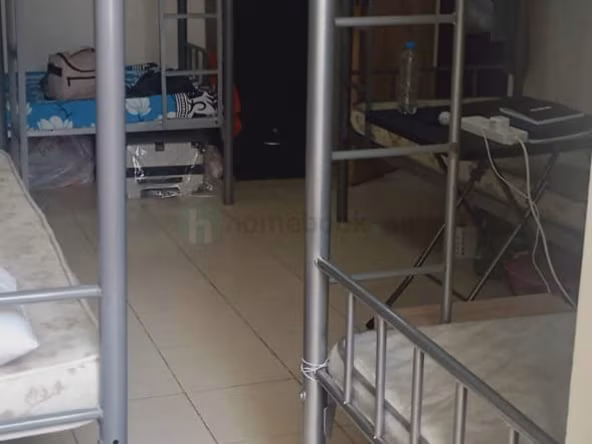 Bed Space & Partition in Al Qusais