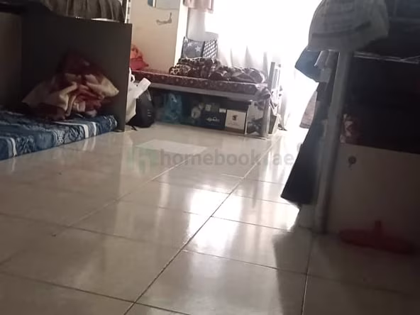 Bed Space & Partition in Muhaisnah
