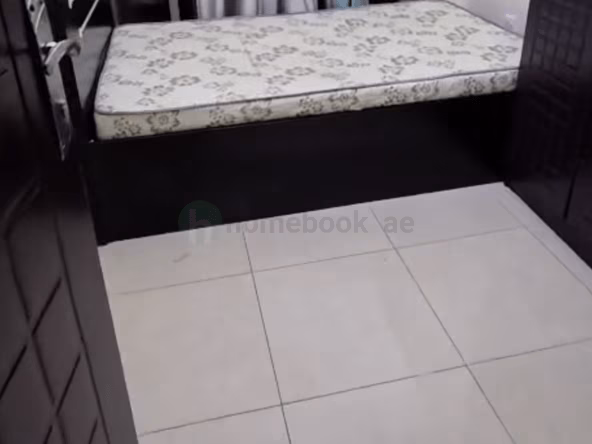 Partition in Bur Dubai