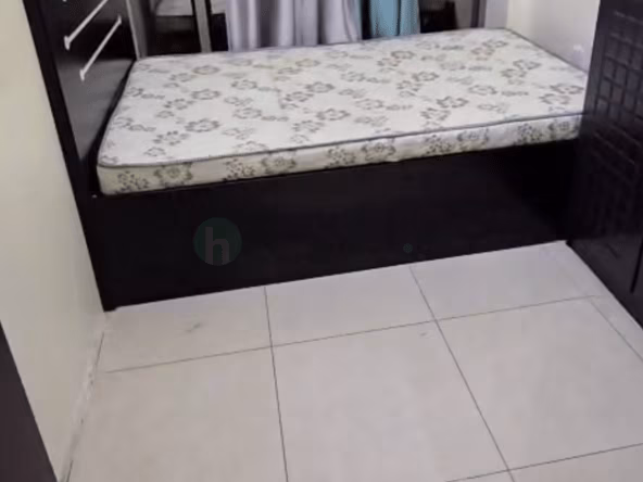 Partition in Bur Dubai