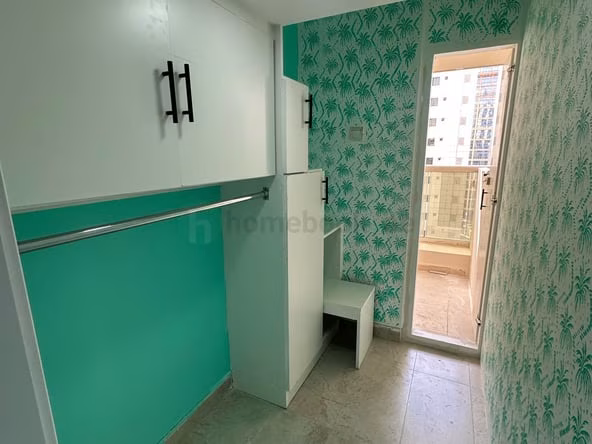 Partition in Al Barsha
