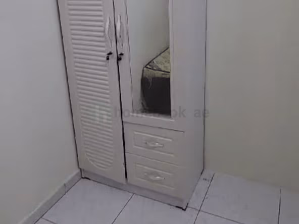Partition in Bur Dubai