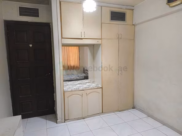 Room for Rent in Al Raffa