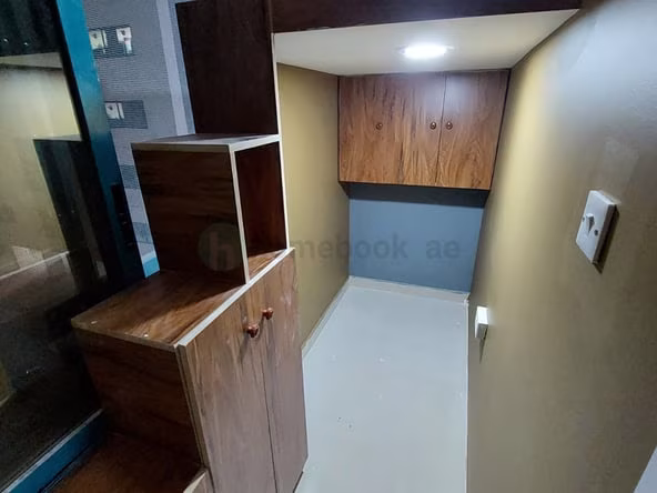 Bed Space & Partition in Dubai