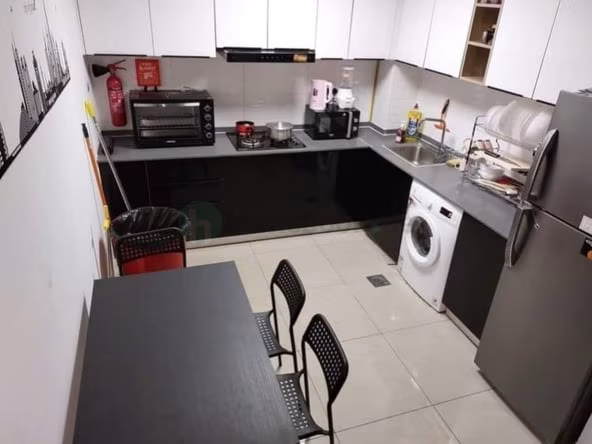 Room for Rent in International City