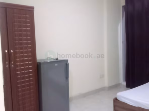 Room for Rent in International City