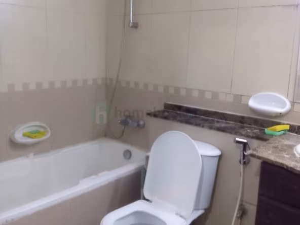 Room for Rent in International City
