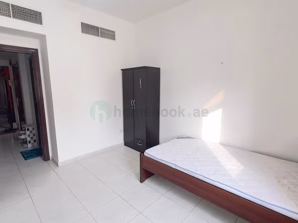 Room for Rent in Al Raffa