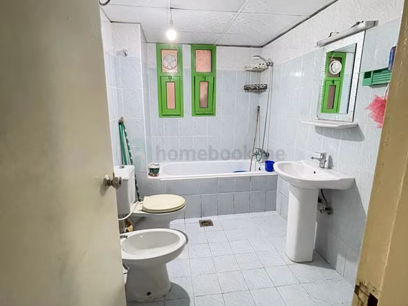 Room for Rent in Al Karama