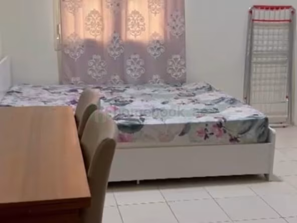 Room for Rent in International City