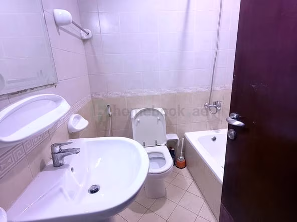Room for Rent in Bur Dubai