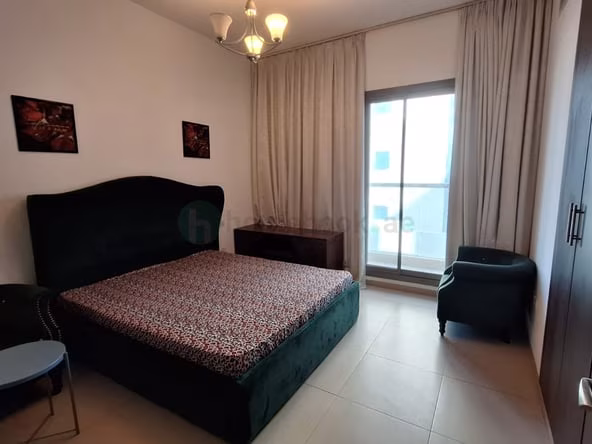 Room for Rent in Al satwa