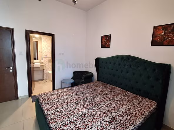Room for Rent in Al satwa