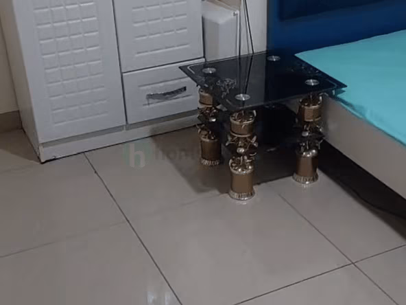 Room for Rent in International City